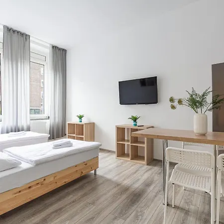 T&K Apartments - 2 Room Apartment - Ground Floor Dusseldorf Exterior photo